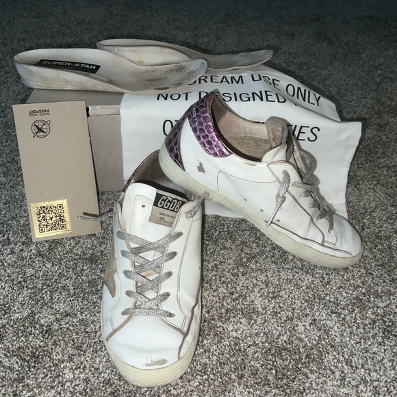 Golden Goose Superstars. Size 38 - Picture 2 of 5